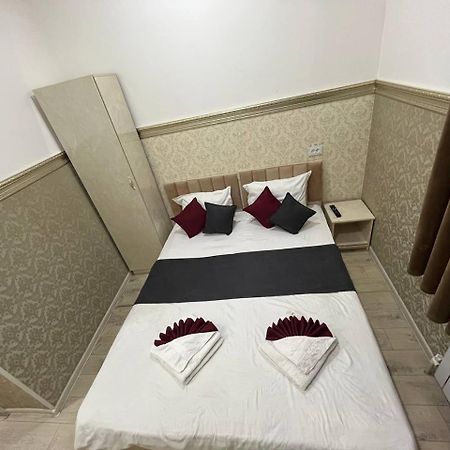 Fenix Hotel タシュケント エクステリア 写真