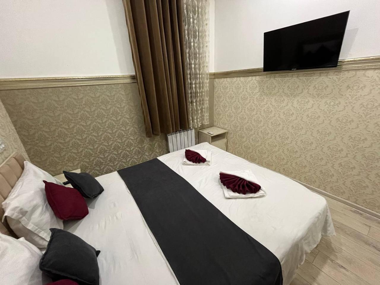 Fenix Hotel タシュケント エクステリア 写真