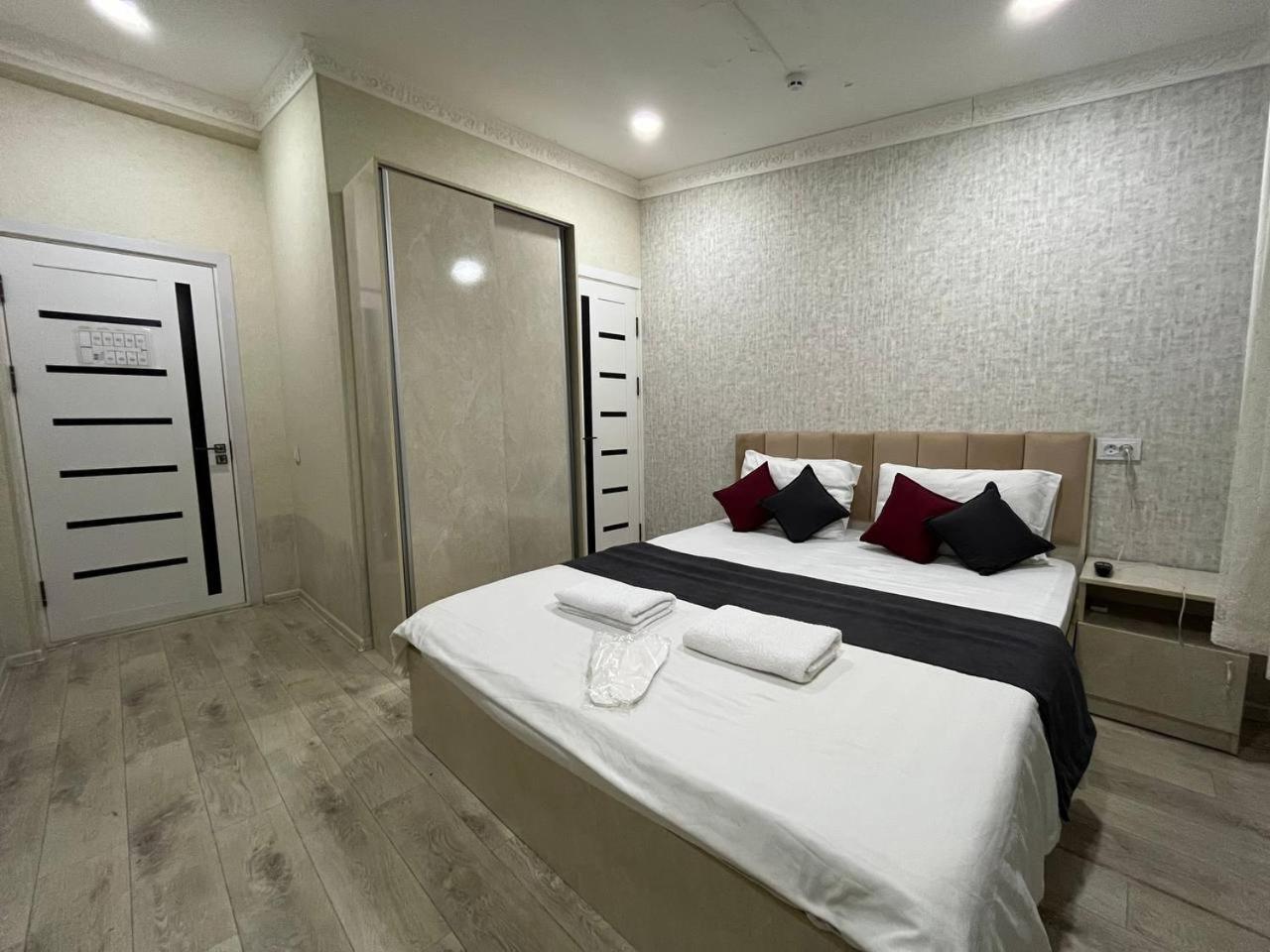 Fenix Hotel タシュケント エクステリア 写真