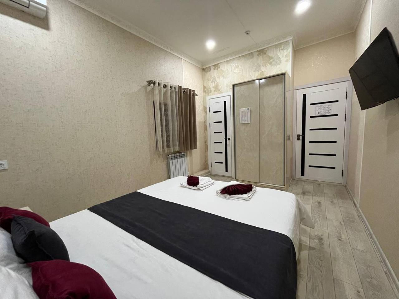 Fenix Hotel タシュケント エクステリア 写真