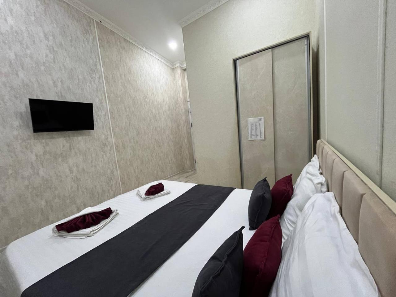 Fenix Hotel タシュケント エクステリア 写真