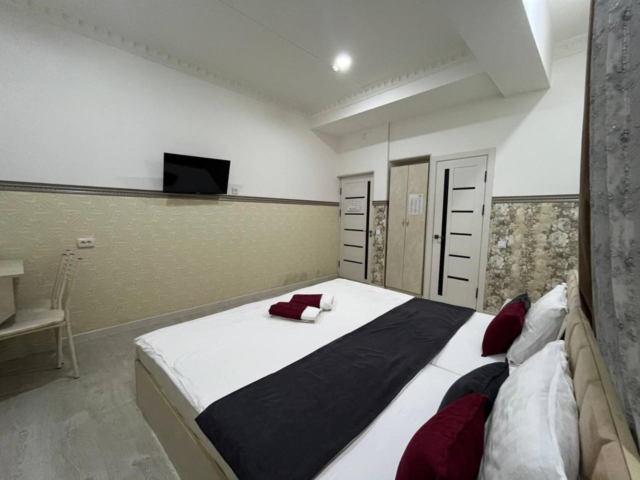 Fenix Hotel タシュケント エクステリア 写真