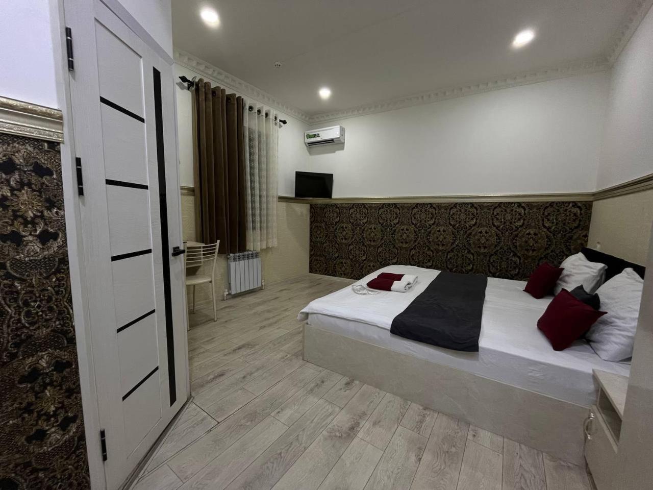 Fenix Hotel タシュケント エクステリア 写真
